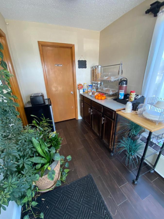 Budget Host Inn - Baxley Exteriér fotografie